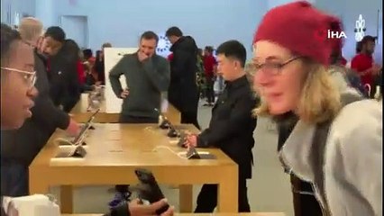 Firari FETÖ'cü Hakan Şükür mağazada görüntülendi