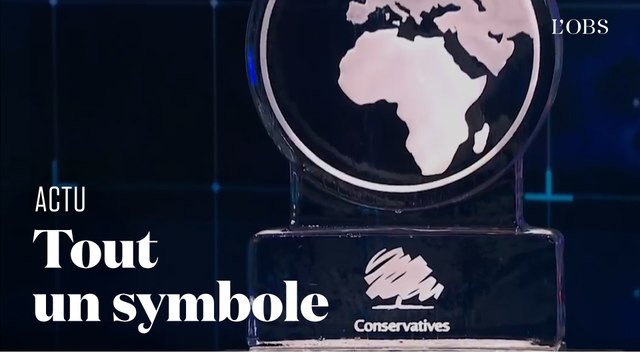 Urgence climatique : Johnson et Farage remplacés par des blocs de glace lors d'un débat télévisé