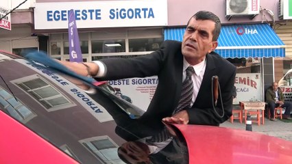 Görme yetisini yitirdi, hayata sazıyla tutundu