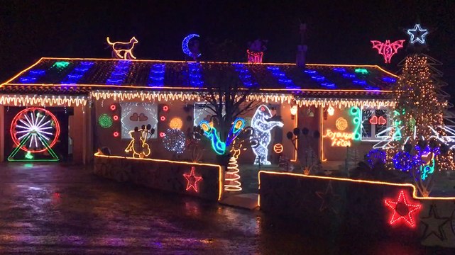 Près de Cholet. 60 000 ampoules illuminent leur maison