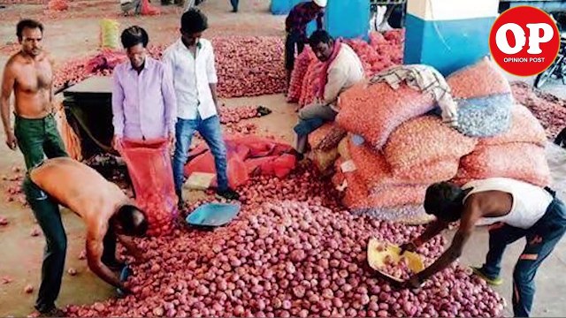 Thieves steal onions worth Rs 50k from Bengal shop.