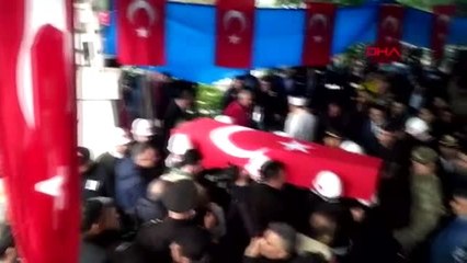 Adana şehit bünyamin çabuk memleketinde son yolculuğuna uğurlandı-3
