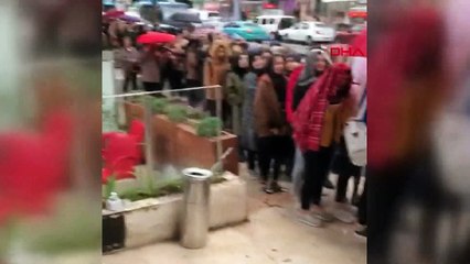 İstanbul'da Şahane Cuma izdihamı: 3 yaralı