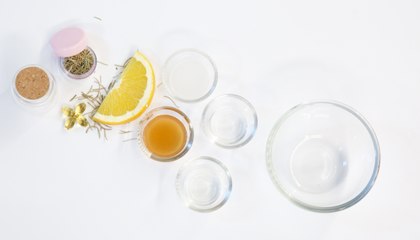 طريقة عمل سيروم في المنزل لتأخير ظهور التجاعيد