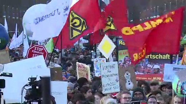 Fridays for Future: Hunderttausende gehen für das Klima auf die Straße