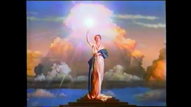 Opening de la película El Hombre Araña 2 (VHS 2004)