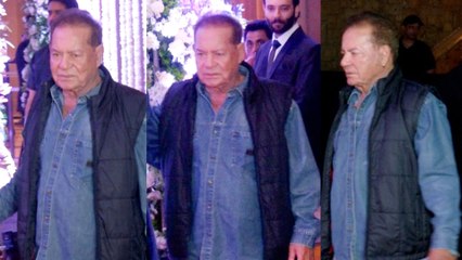 Salim Khan Arrives At The GRAND Reception Of Sooraj Barjatya's Son Devaansh Barjatya's Wedding