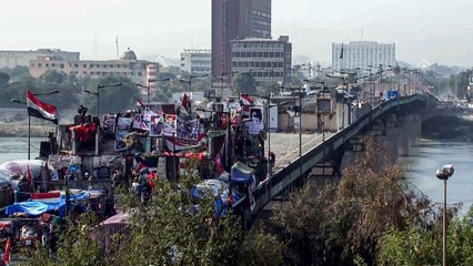 لمنع المتظاهرين عن مقرات الدولة.. الحكومة العراقية تقطع الطرق الحيوية