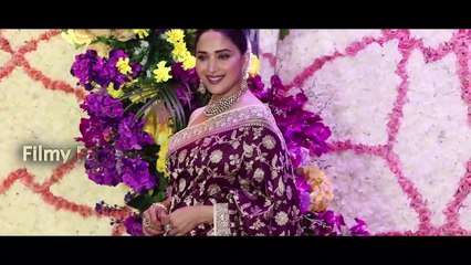 Salman Khan's Bindass ENTRY In Front of Others At Friends W€DDINGG Reception Ceremony