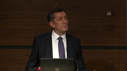 Selçuk: "Yüz binlerce öğretmen sürekli eğitim almak istiyor"