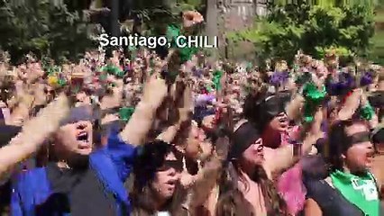 Féminicides: flash-mob face à la tour Eiffel et dans le monde