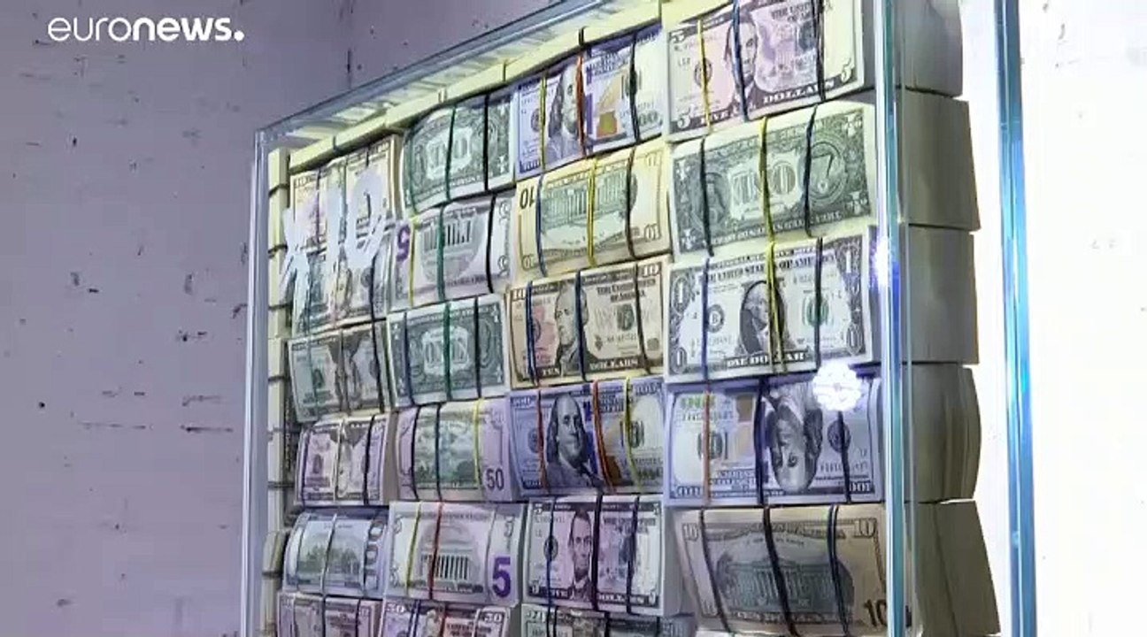 'X10'-Thron: Eine Million Dollar unter 7 Zentimeter Panzerglas