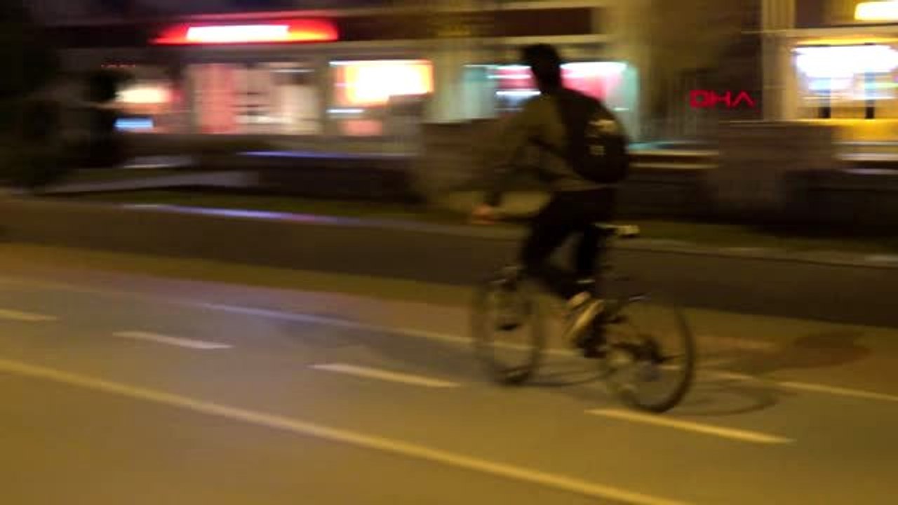 Bolu şüpheli valiz, bomba imha robotu ile patlatıldı