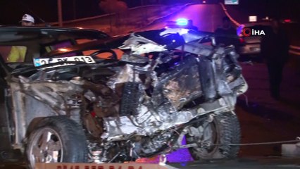 Erzincan'da iki otomobil çarpıştı: 1 ölü, 2 yaralı