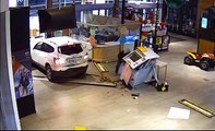 2 braqueurs tentent d'arracher un distributeur automatique avec leur voiture