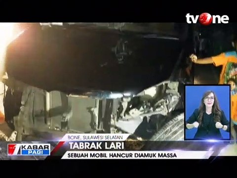 Tabrak Lari Pengendara Motor, Minibus Hancur Diamuk Massa