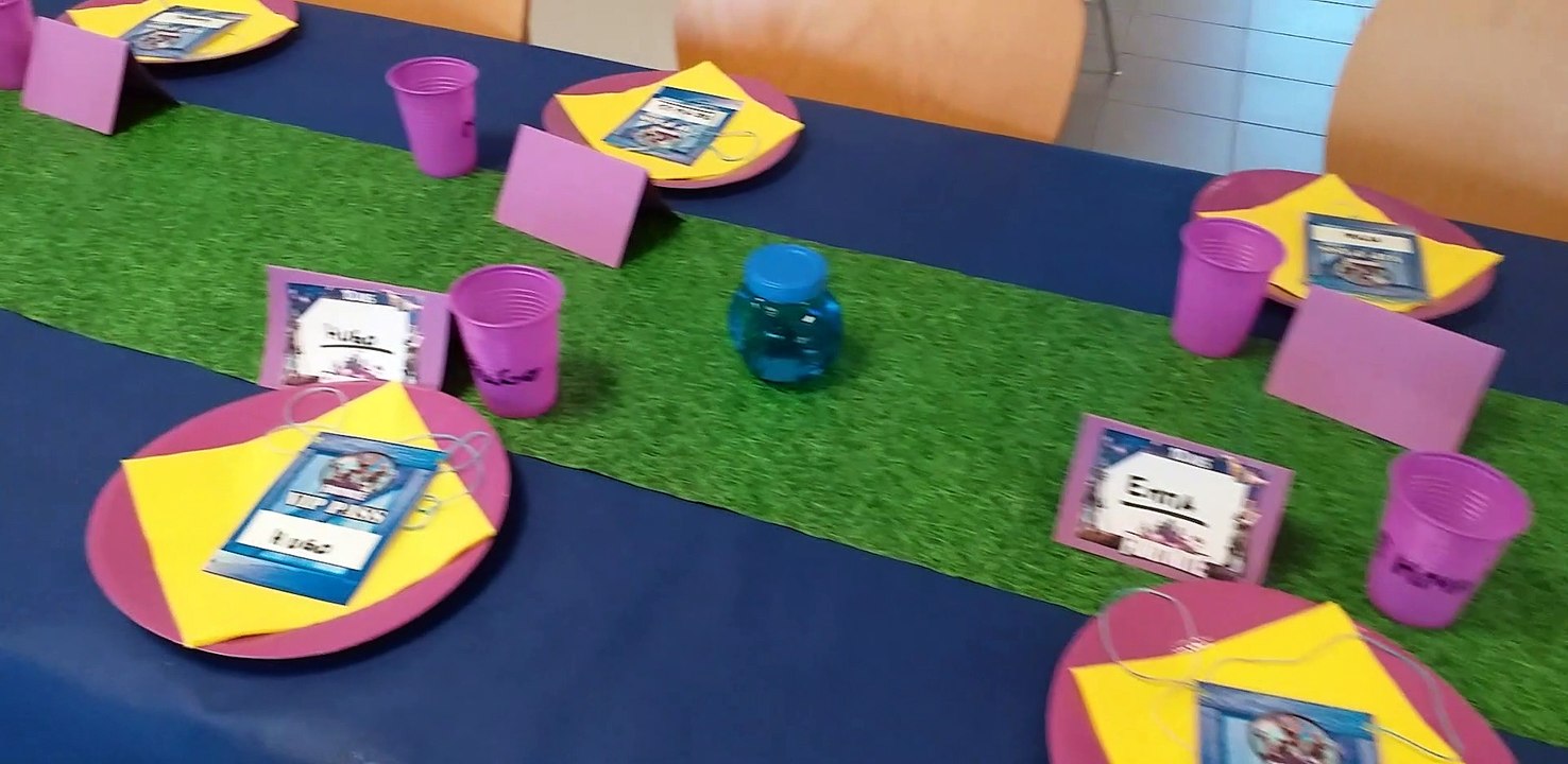 anniversaire 10 ans - thème fortnite - déco salle