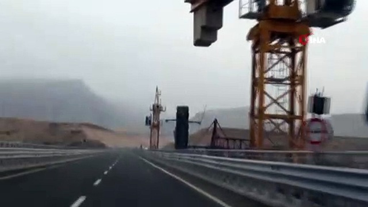 Hasankeyf’te vinç kazası