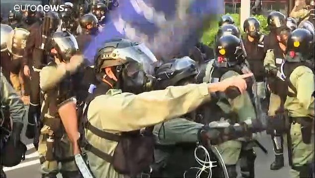 Гонконг: акции протеста и благодарности