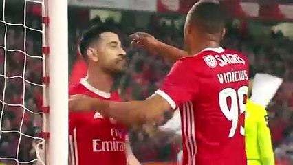 Goal | Golo Vinícius: Benfica (2)-0 Marítimo (Liga 19/20 #12)