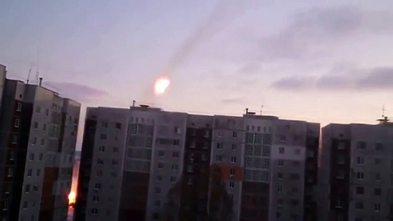 Донецк микрорайон Широкий 1.12.2014 Залпы града