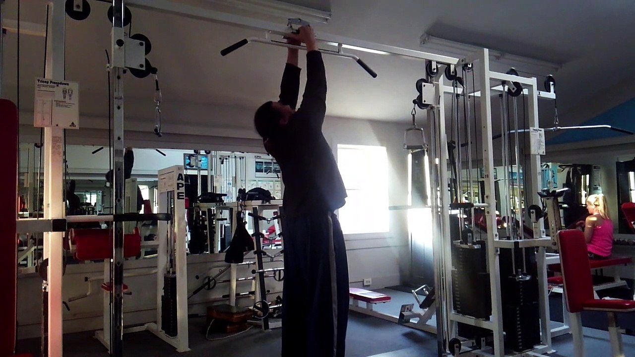 V-Bar Pullups 4X6X239lb