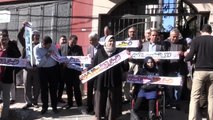 Gazze'de UNRWA mali krizinden etkilenen radyo çalışanlarına destek gösterisi