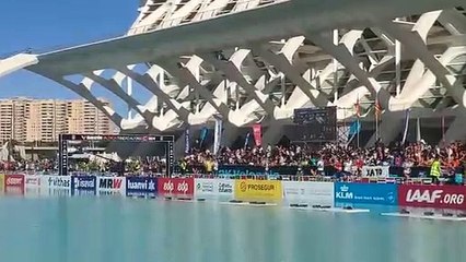 El sprint de Edu en la Maratón de Valencia