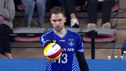 '비예나 39점' 대한항공, 현대캐피탈에 설욕 / YTN