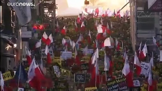 Премьер Мальты обещает уйти в отставку