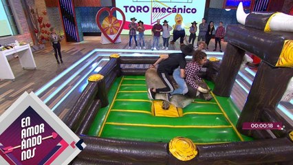 ¿Qué pareja se mantuvo más tiempo sobre el "Toro Mecánico"? | Enamorándonos