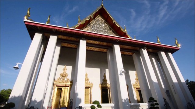 Wat Pho Sleeping Buddha in Bangkok, Thailand