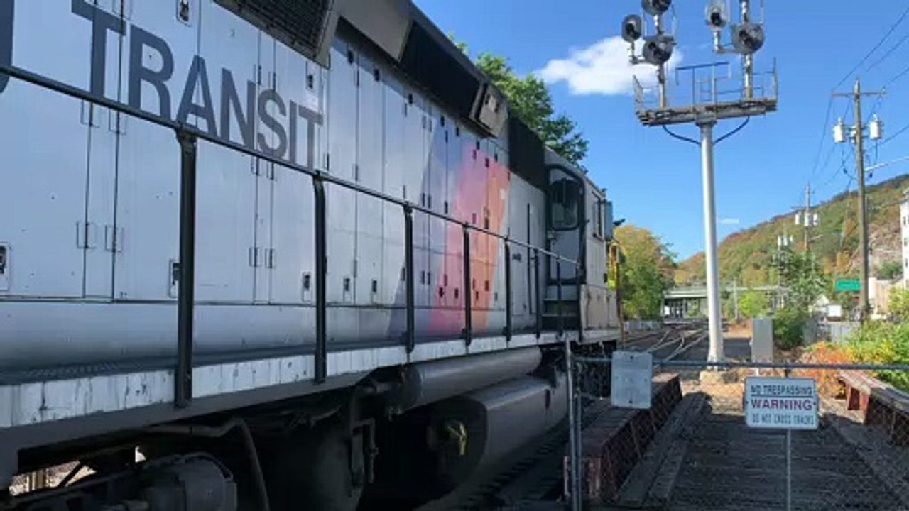 NJT 4210 heading Northbound through NY
