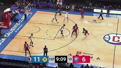 Derrick Walton Jr. (8 points) Highlights vs. Santa Cruz Warriors