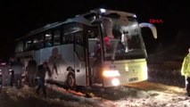 Erzincan ? karda mahsur kalan ampute futbol takım sporcularını afad ve güvenlik güçleri kurtardı