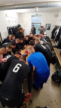 Le chant de la victoire de nos artistes