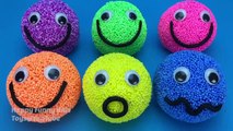 Aprende los colores Juega bolas de espuma Cara sonriente Juguetes sorpresa Huevos Kinder Disney Pixar Cars Barbie Trolls