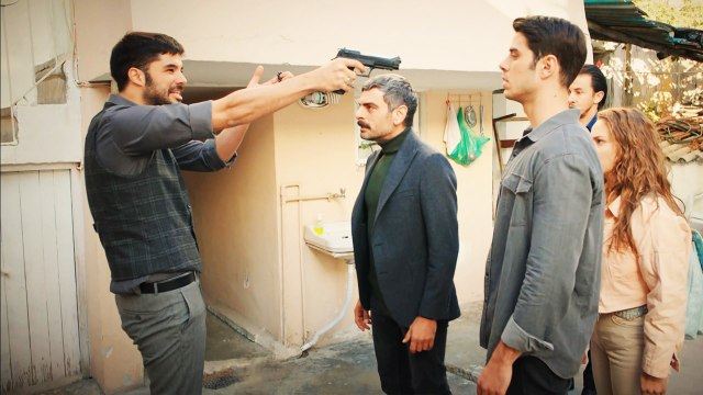 Güvercin 2. Bölüm Ökkeş Aşıkları Yakaladı