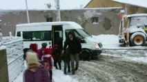 Bingöl’ün Karlıova ve Yedisu ilçeleri güne karla uyandı