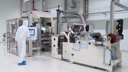 Battery cell production at Volkswagen Salzgitter, production steps “slitting and calendaring”