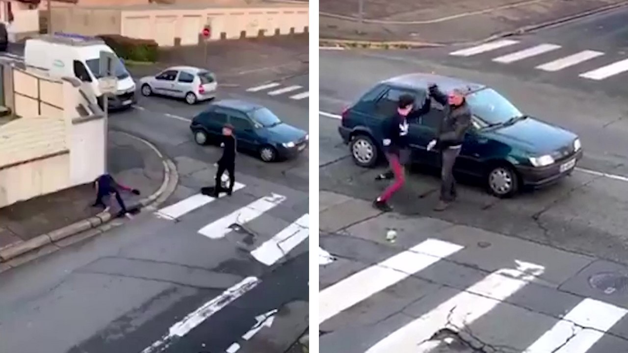 Un homme qui ne porte pas vraiment ses couilles lors d'un road rage