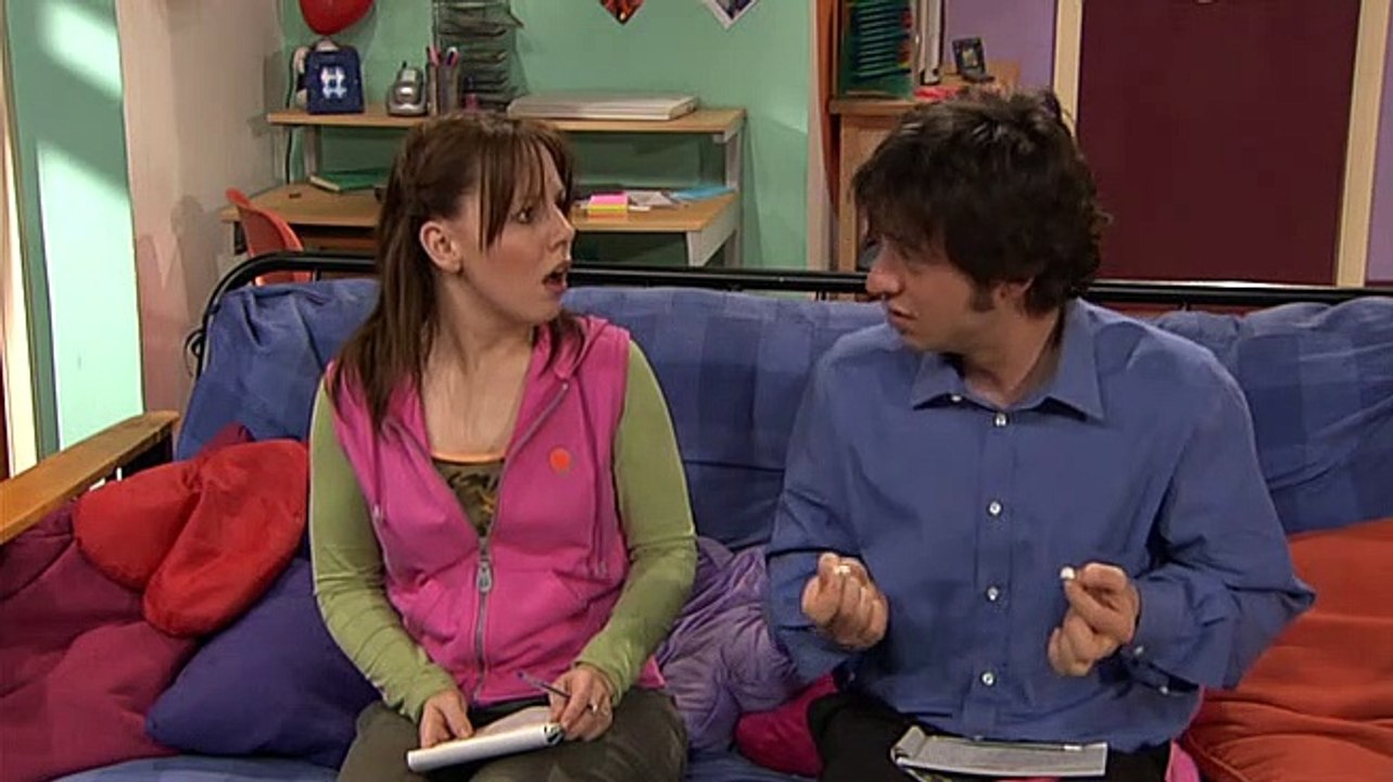 Extra English 23 - Truth or dare