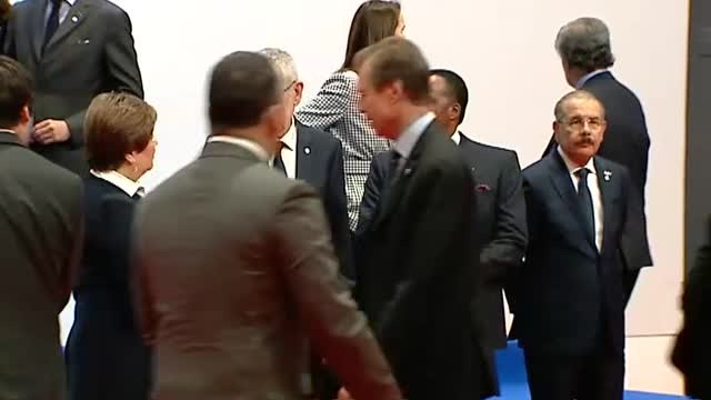 Buena sintonía entre los líderes mundiales en la foto de familia de la Cumbre del Clima