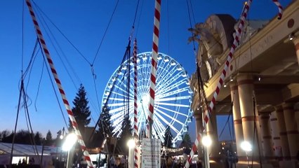 A Fun Family Evening with Sophia Isabella e Alice  in the Upside down House!