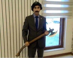 CHP ve İYİ Parti'ye hakaret eden baltalı müdüre soruşturma açıldı