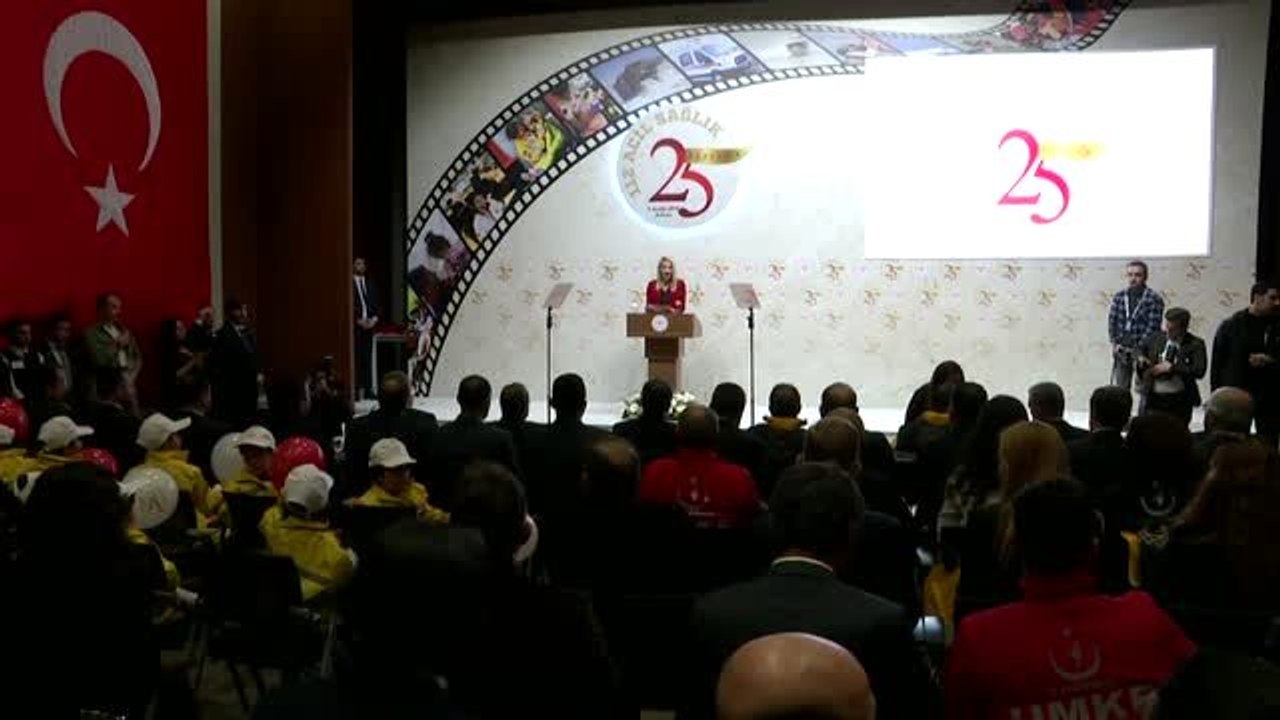 Koca: "112 acil sağlık hizmetlerimiz iftihar edeceğimiz bir örgütlenmenin sonucudur"