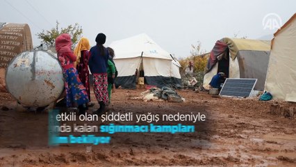 İdlib'de çadırını su basan sığınmacı: Güneş doğana kadar üşüyoruz