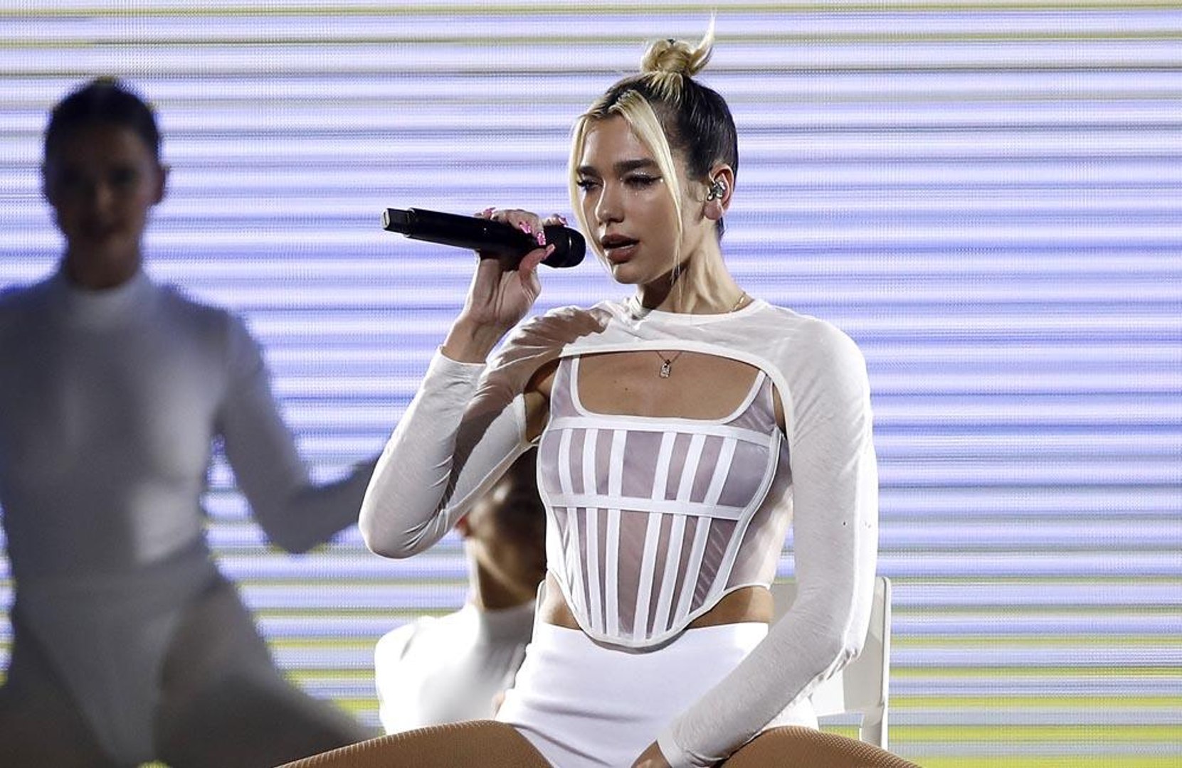 ⁣Dua Lipa announces 2020 UK and Ireland arena tour