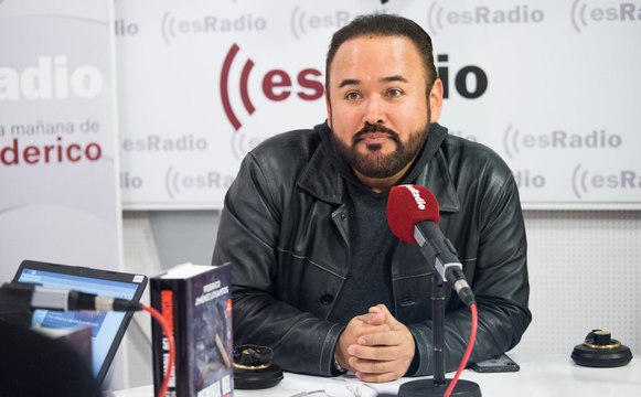 Federico Jiménez Losantos entrevista a Javier Camarena