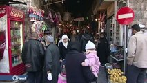 الدولار يقترب من 1000 ليرة في أسواق دمشق